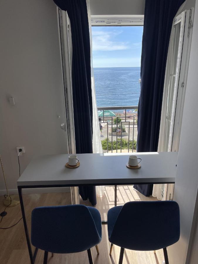 Lungomare Apartments Petrovac Bagian luar foto